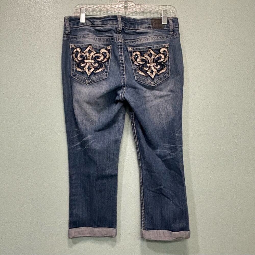 ⭐️ 3/$21 ⭐️ Love Nation Blue Ankle Cropped Jeans with Vintage Wash - Picture 8 of 12